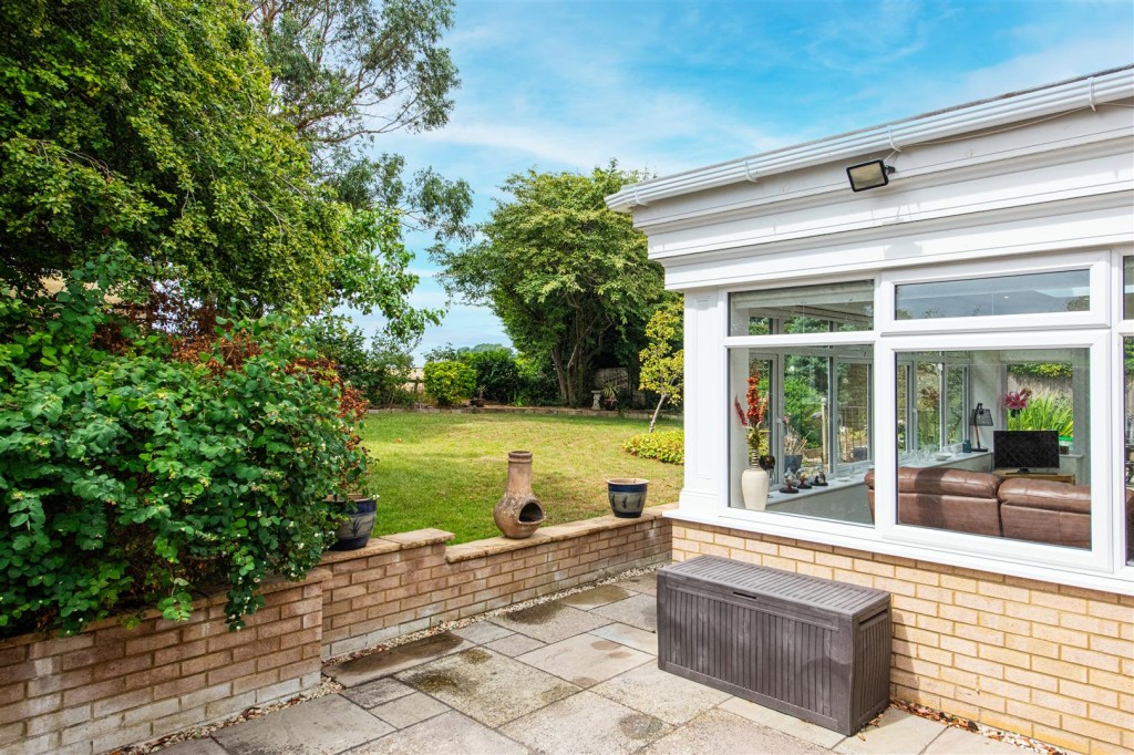 Images for Evergreen Drive, Little Addington, Kettering EAID:oscarjamesapi BID:6