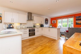 Images for Finedon Close, Burton Latimer