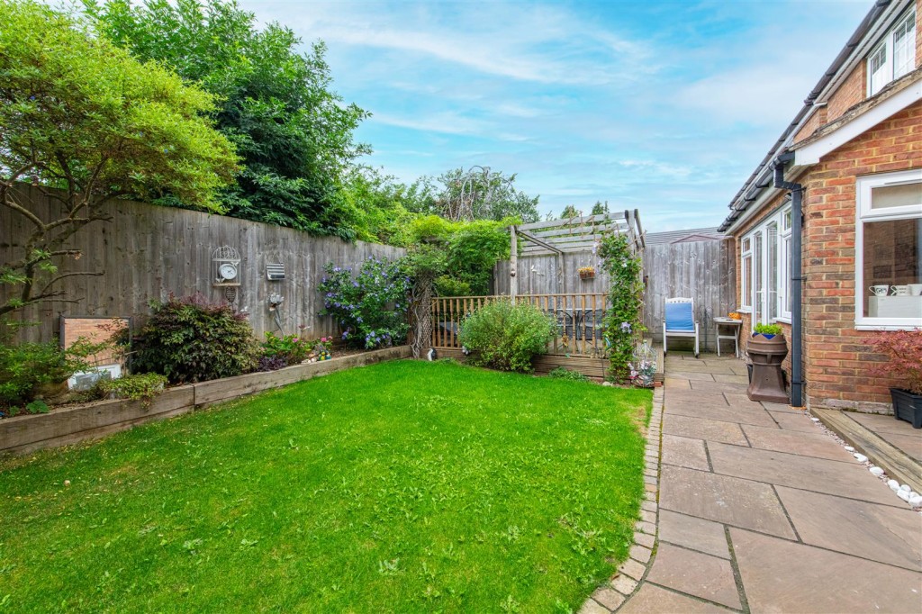 Images for Finedon Close, Burton Latimer EAID:oscarjamesapi BID:3