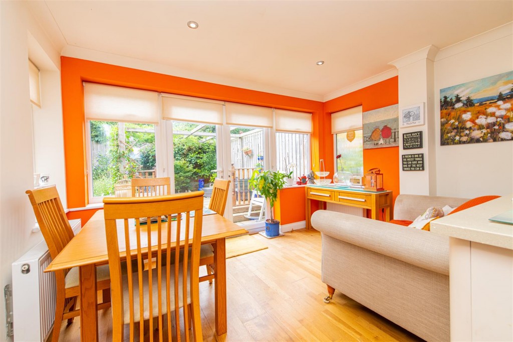 Images for Finedon Close, Burton Latimer EAID:oscarjamesapi BID:3