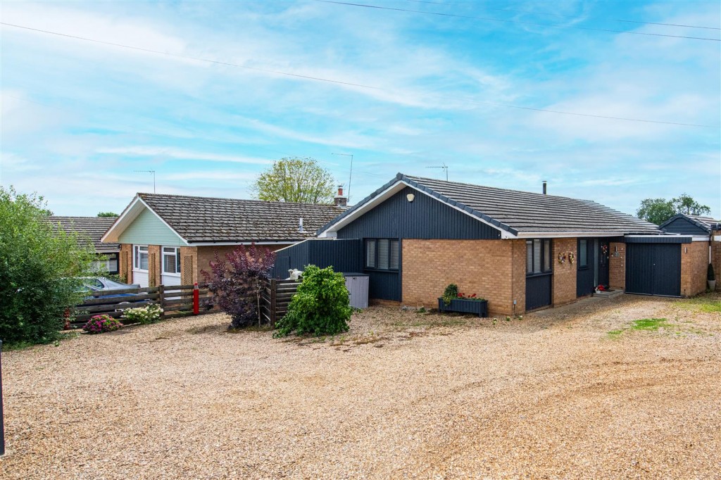 Images for Church Street, Rothersthorpe, Northampton EAID:oscarjamesapi BID:1