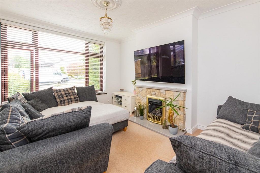 Images for Parade Bank, Moulton, Northampton EAID:oscarjamesapi BID:1