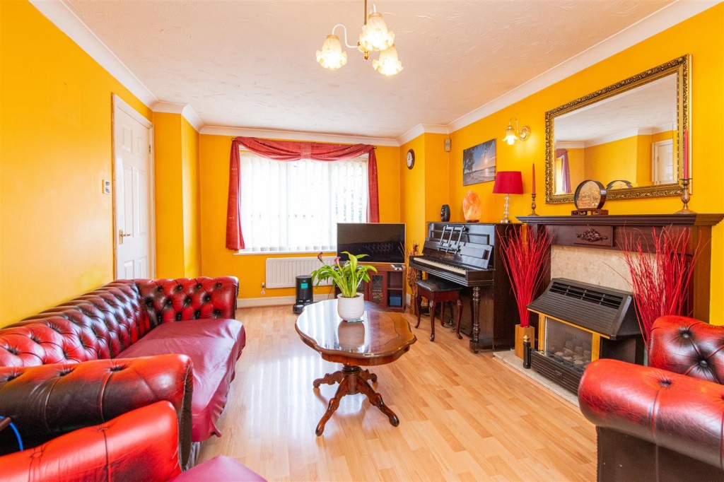 Images for Ashton Grove, Wellingborough EAID:oscarjamesapi BID:6