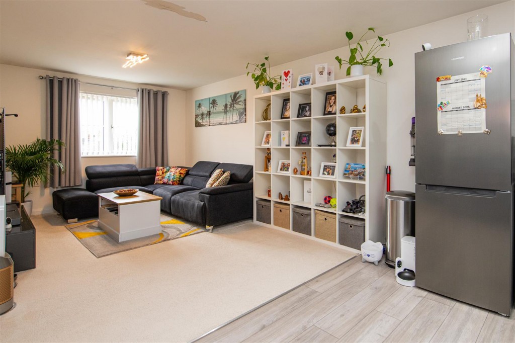 Images for Queen Street, Kettering EAID:oscarjamesapi BID:2