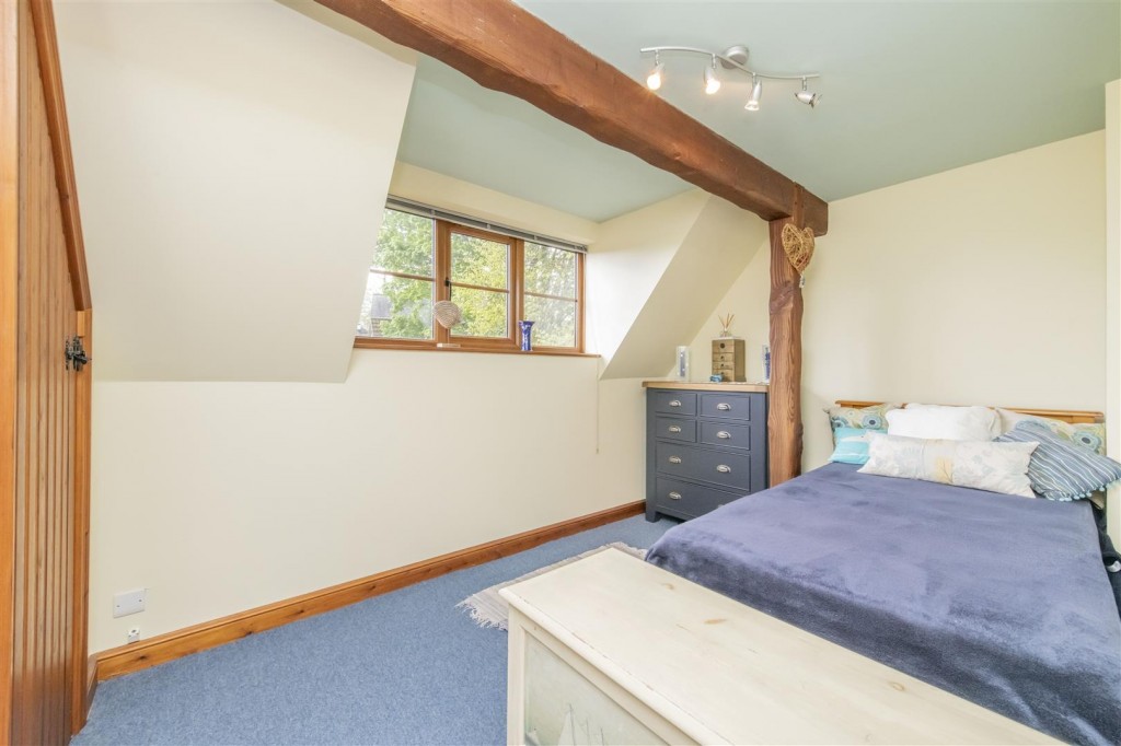 Images for Woodford Road, Great Addington EAID:oscarjamesapi BID:3