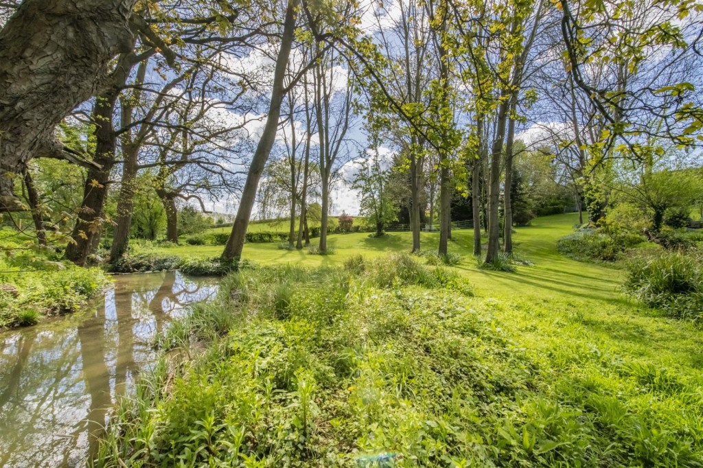 Images for Woodford Road, Great Addington EAID:oscarjamesapi BID:3