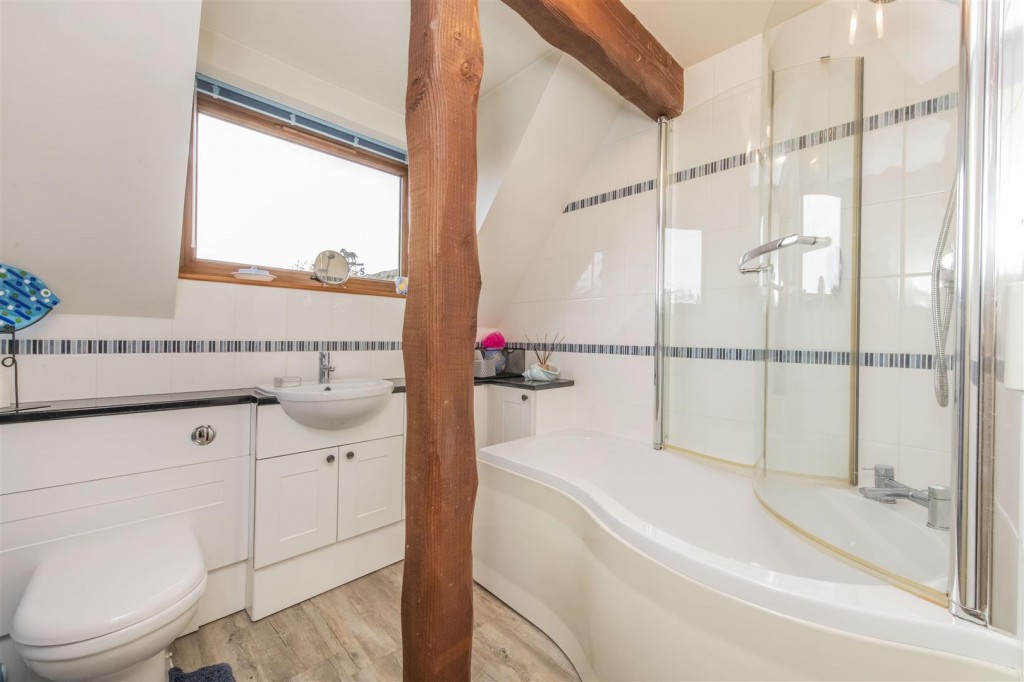 Images for Woodford Road, Great Addington EAID:oscarjamesapi BID:3