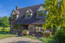 Images for Woodford Road, Great Addington