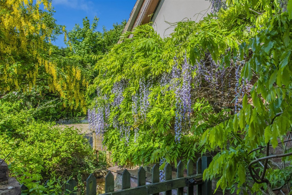 Images for Woodford Road, Great Addington EAID:oscarjamesapi BID:3