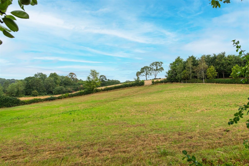 Images for Kings Lane, Little Harrowden EAID:oscarjamesapi BID:3