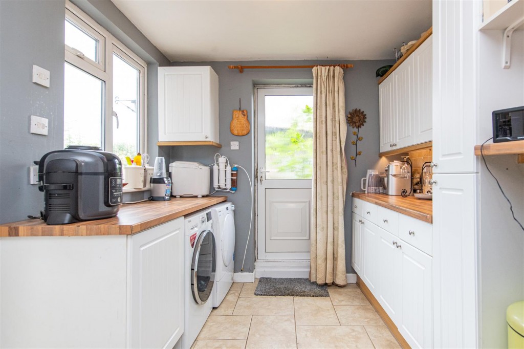 Images for Kings Lane, Little Harrowden EAID:oscarjamesapi BID:3