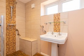 Images for St. Crispin Road, Earls Barton