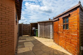 Images for St. Crispin Road, Earls Barton