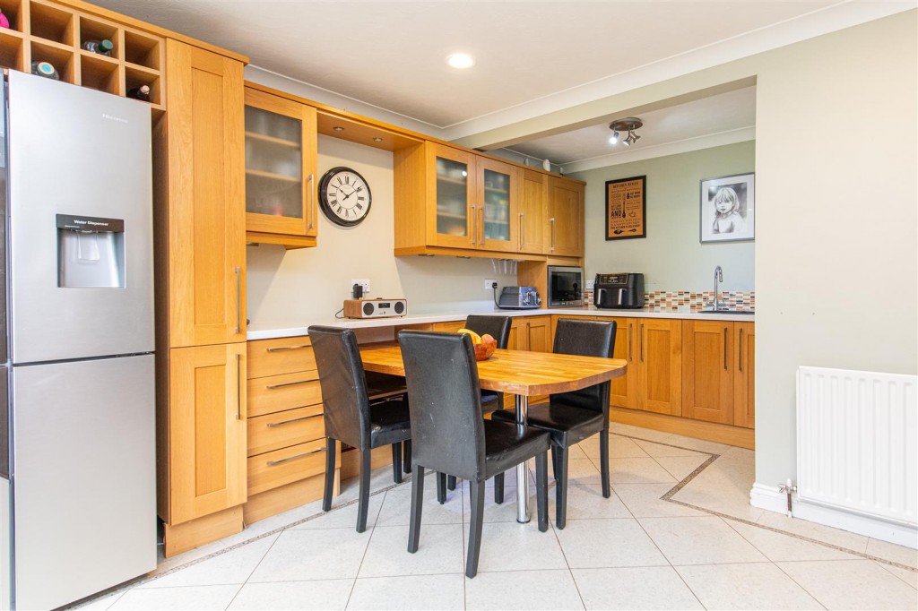 Images for Burystead Rise, Raunds EAID:oscarjamesapi BID:8