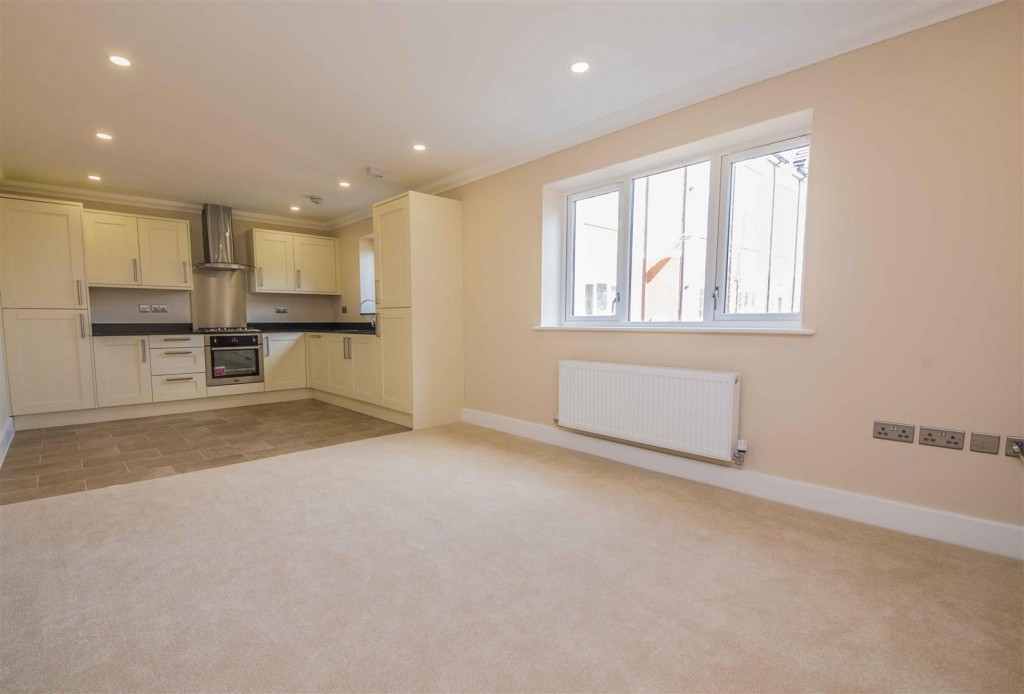 Images for Chichele Street, Higham Ferrers, Rushden EAID:oscarjamesapi BID:2