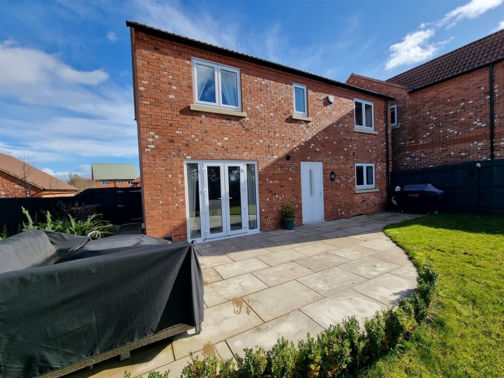 Images for Hobby Drive, Priors Hall, Corby EAID:oscarjamesapi BID:4