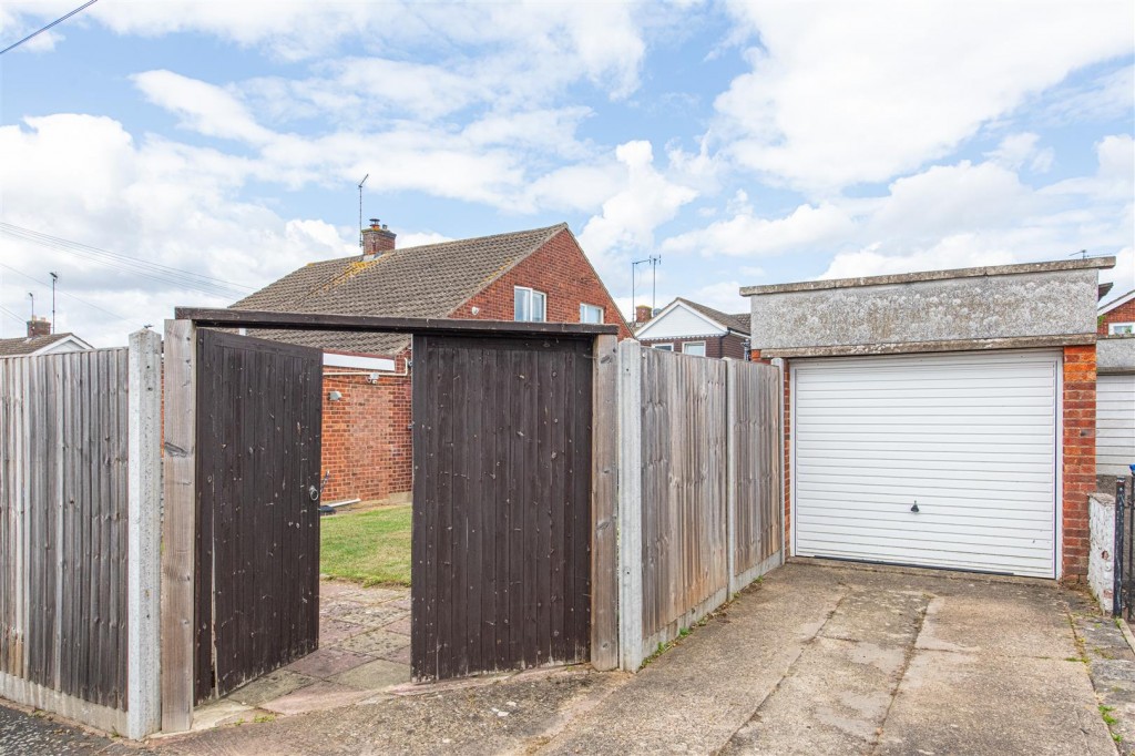 Images for Wolfe Close, Kettering EAID:oscarjamesapi BID:2