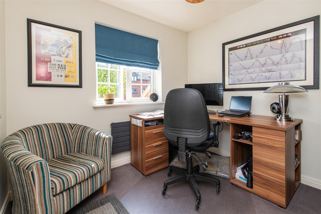 Images for Ashby Close, Burton Latimer EAID:oscarjamesapi BID:3