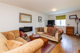 Images for Ashby Close, Burton Latimer