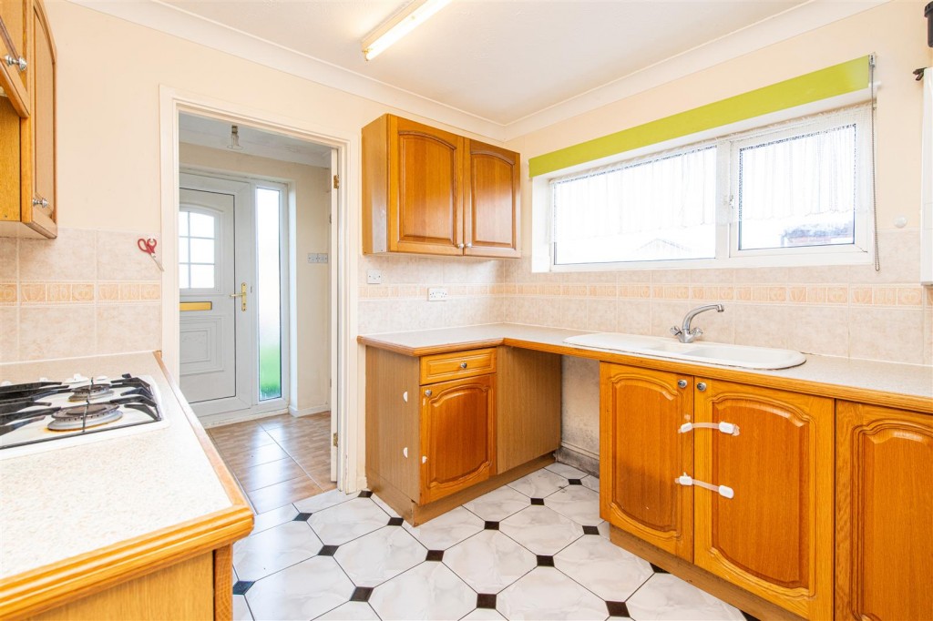 Images for Windmill Lane, Raunds, Wellingborough EAID:oscarjamesapi BID:8