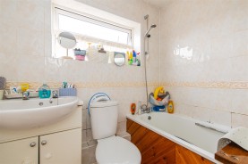 Images for Windmill Lane, Raunds, Wellingborough