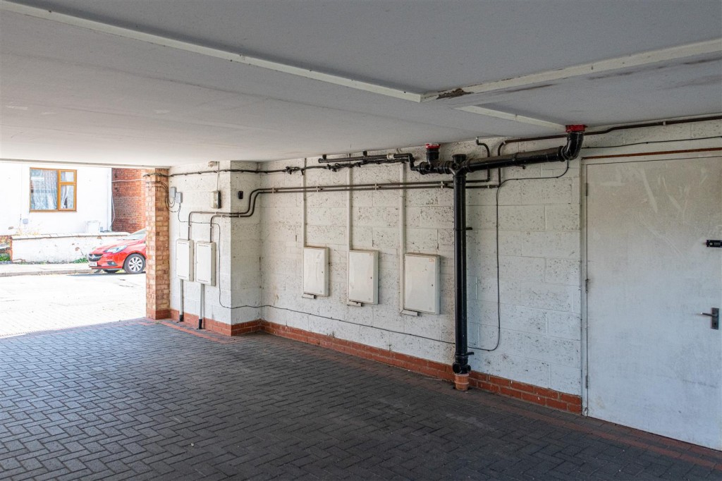 Images for Queen Street, Irthlingborough, Wellingborough EAID:oscarjamesapi BID:6