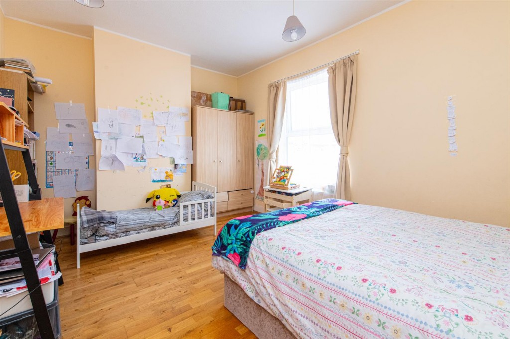 Images for Leslie Road, Northampton EAID:oscarjamesapi BID:1