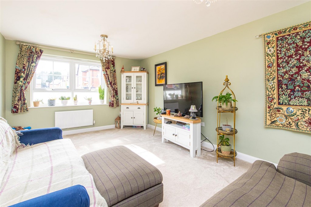 Images for Brockhall Crescent, Kettering EAID:oscarjamesapi BID:2
