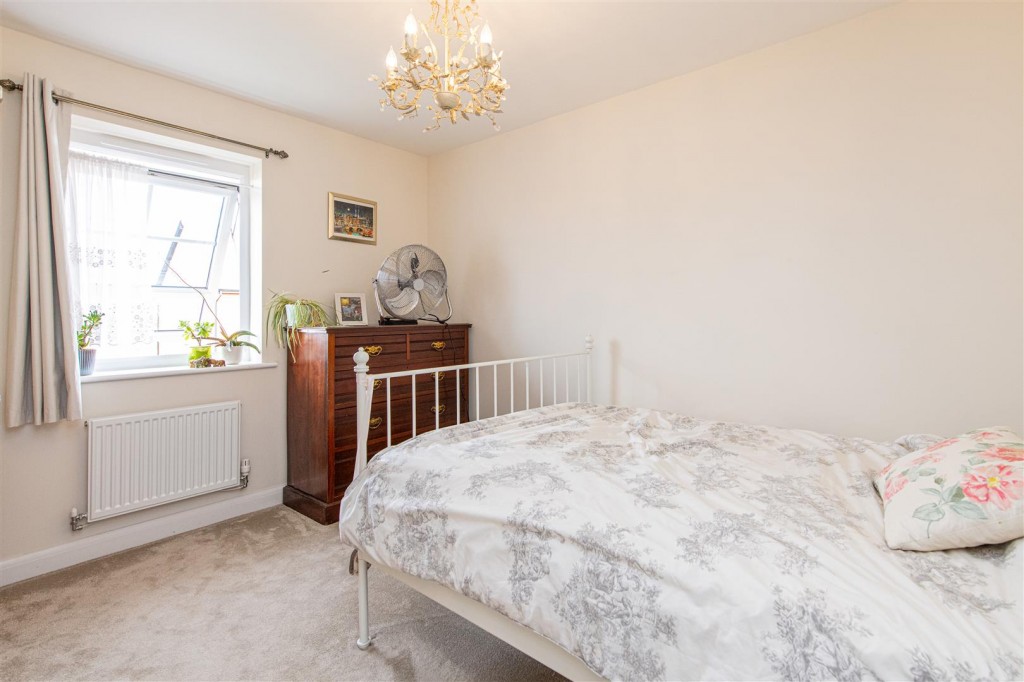 Images for Brockhall Crescent, Kettering EAID:oscarjamesapi BID:2