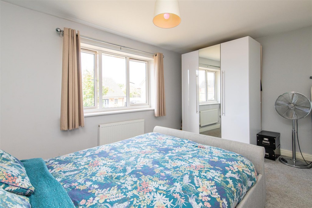 Images for Laburnum Crescent, Kettering EAID:oscarjamesapi BID:2