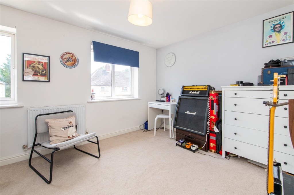 Images for Laburnum Crescent, Kettering EAID:oscarjamesapi BID:2