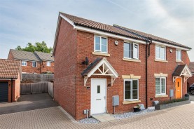 Images for Pine Way, Raunds