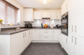 Images for Pine Way, Raunds