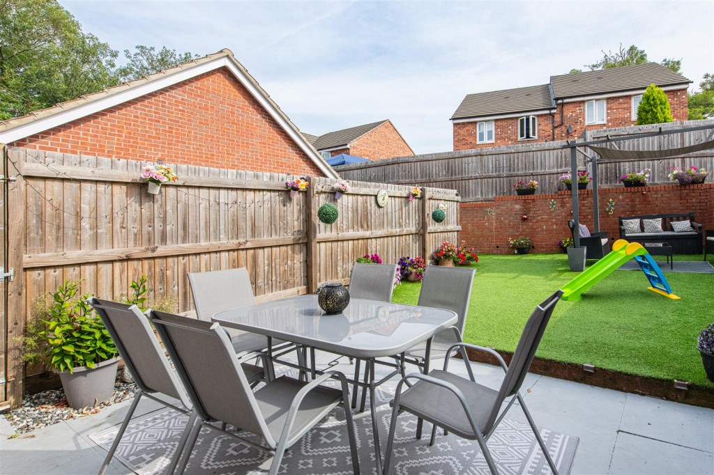 Images for Pine Way, Raunds EAID:oscarjamesapi BID:8