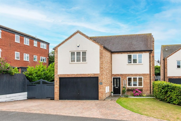 Chestnut Close, Rushden - EAID:oscarjamesapi, BID:8