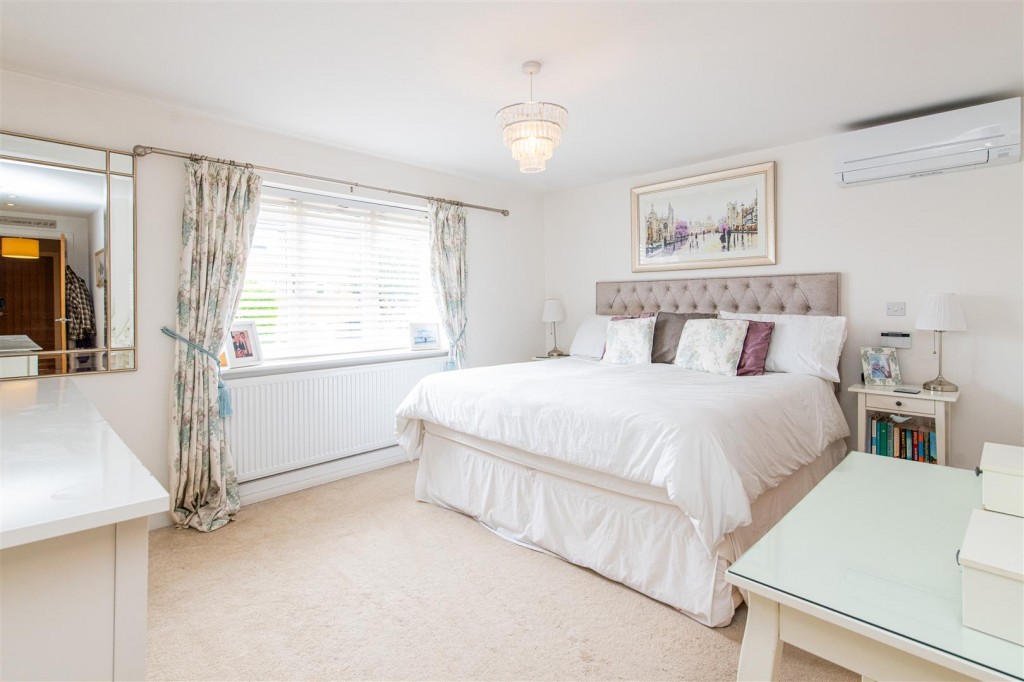 Images for Chestnut Close, Rushden EAID:oscarjamesapi BID:8