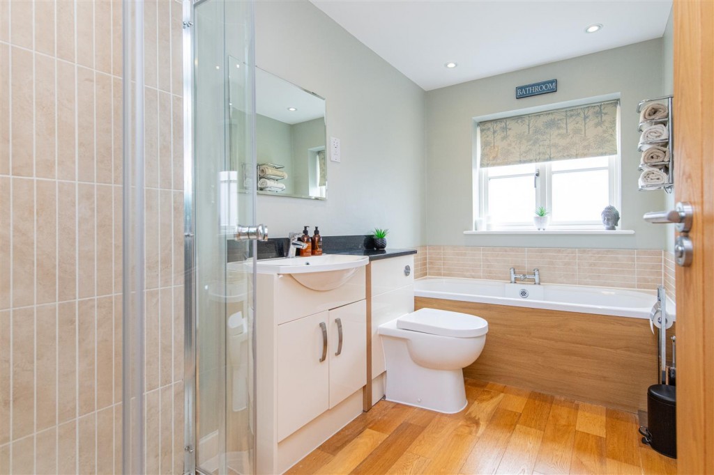 Images for Chestnut Close, Rushden EAID:oscarjamesapi BID:8