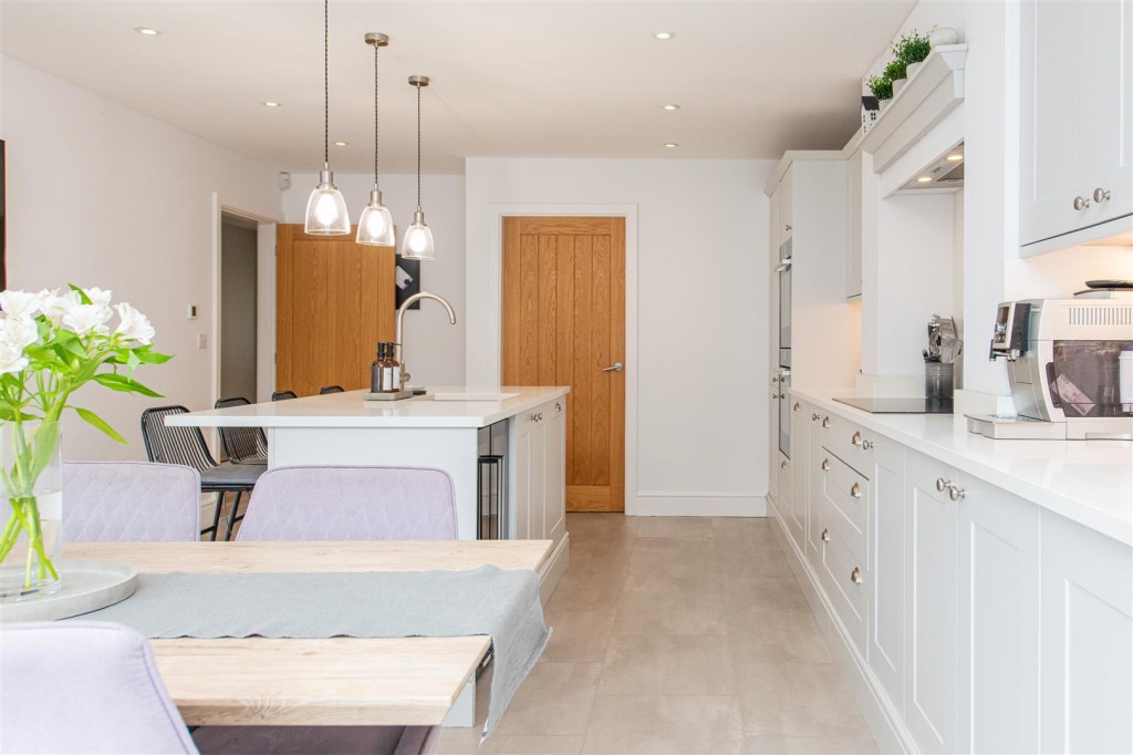 Images for Chestnut Close, Rushden EAID:oscarjamesapi BID:8