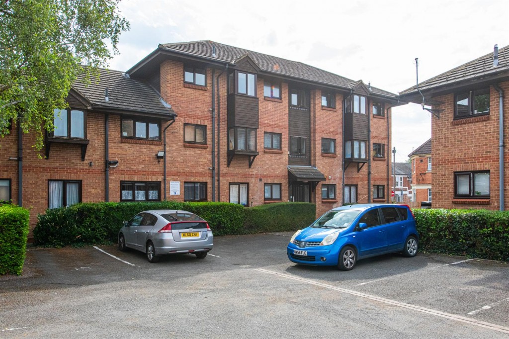 Images for Gladstone Street, Kettering EAID:oscarjamesapi BID:2