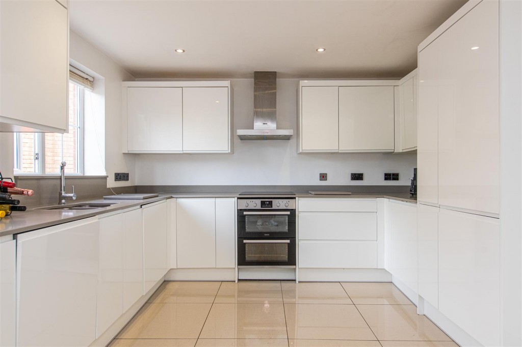 Images for Horse Fair Lane, Rothwell, Kettering EAID:oscarjamesapi BID:2