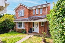 Images for Kenmore Drive, Desborough, Kettering