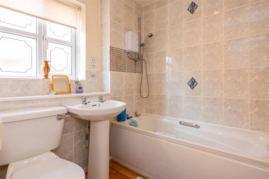 Images for Kenmore Drive, Desborough, Kettering EAID:oscarjamesapi BID:2