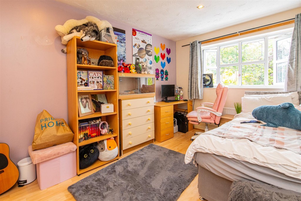 Images for Kenmore Drive, Desborough, Kettering EAID:oscarjamesapi BID:2