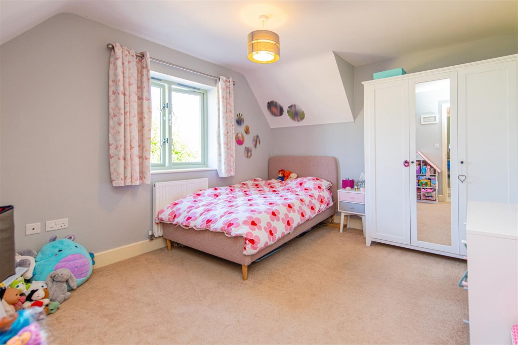 Images for Isemill Road, Burton Latimer EAID:oscarjamesapi BID:3