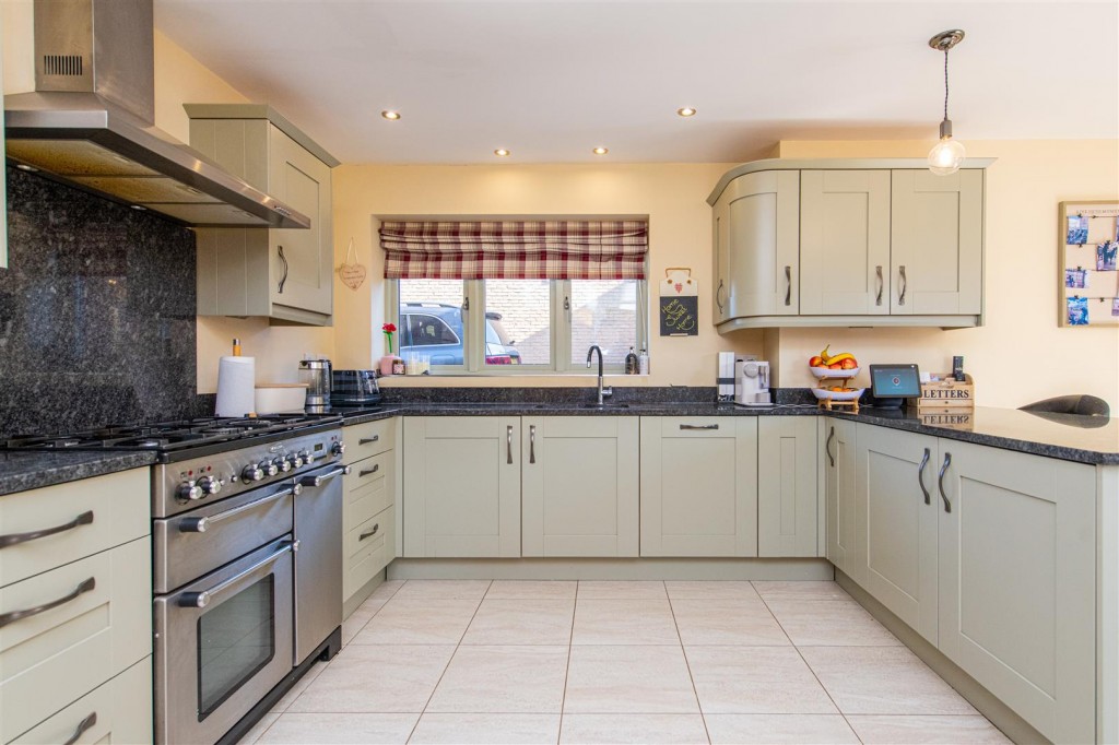 Images for Isemill Road, Burton Latimer EAID:oscarjamesapi BID:3