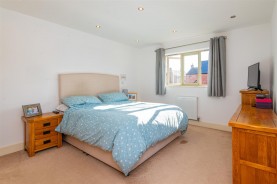 Images for Isemill Road, Burton Latimer
