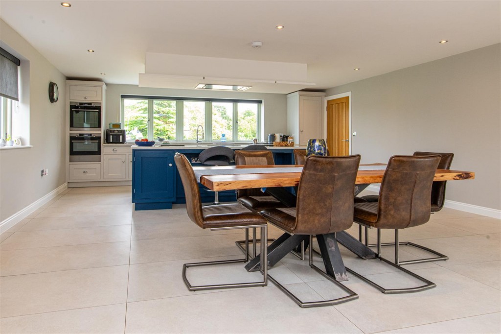 Images for Bromell Grove, Husbands Bosworth EAID:oscarjamesapi BID:5
