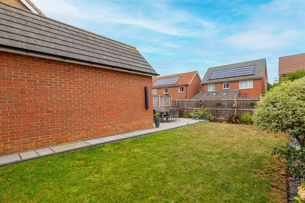Images for Cransley Street, Broughton, Kettering EAID:oscarjamesapi BID:2