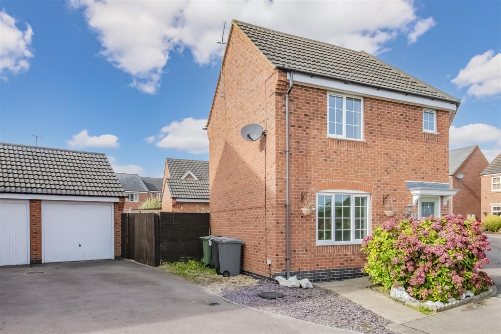 Images for Burdock Way, Desborough, Kettering EAID:oscarjamesapi BID:2