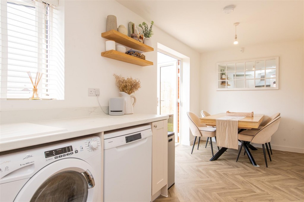 Images for Menzel Road, Weldon Park, Weldon EAID:oscarjamesapi BID:4